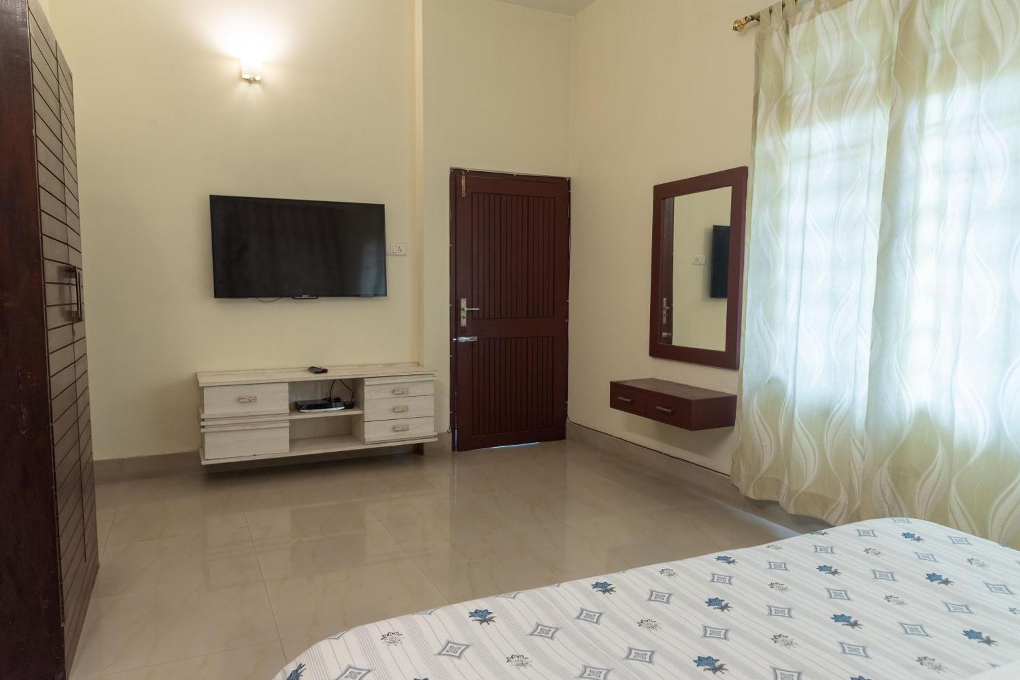 Bed and Breakfast The Urban Grandeur 1 Guwahati Zewnętrze zdjęcie